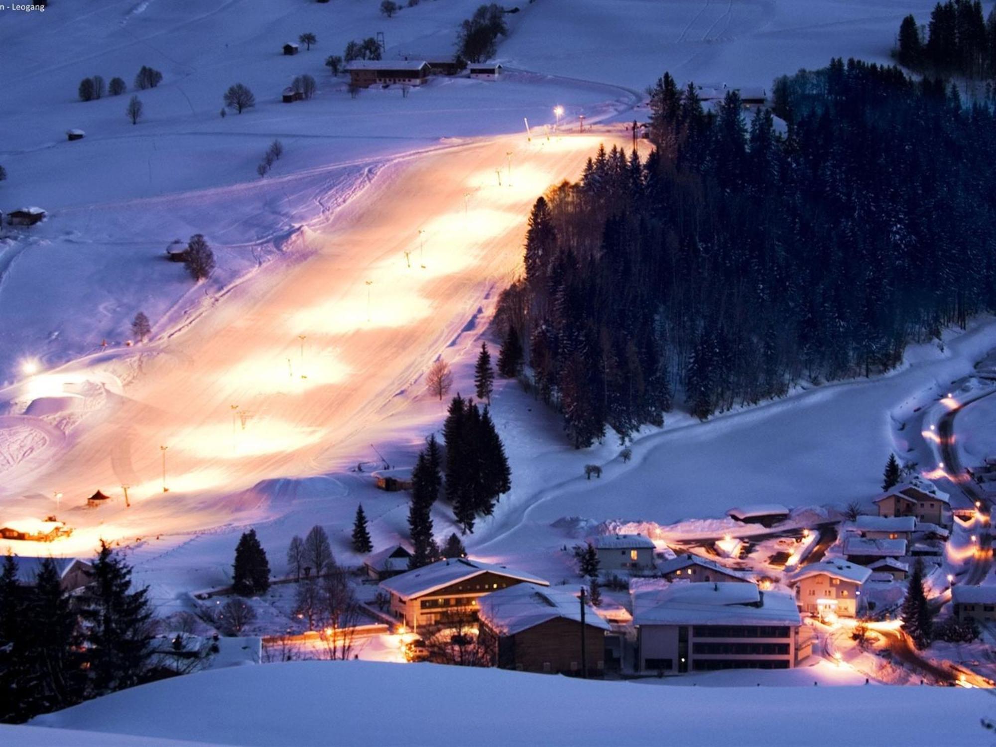 Modern Holiday Home In Leogang With Private Sauna Kültér fotó